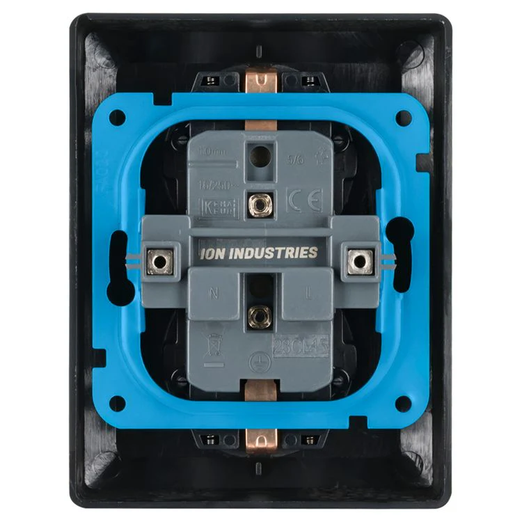 ION Industries inbouw stopcontactdoos 2-voudig randaarde zwart - Image 2