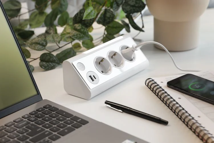 Q-Link stekkerdoos 3-voudig 3x geaard, 1x USB A, 1x USB C wit 1,5m - Image 6